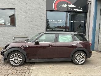 krockskadad bil auto Mini Clubman Clubman Mini Clubman Cooper D 2.0d automaat 2016 2016/3