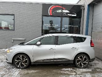 skadebil auto Renault Grand-scenic RENAULT SCENIC 1.5D 2018 7 ZIT 2018/6