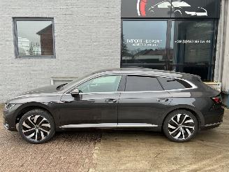 Vaurioauto  passenger cars Volkswagen Arteon VW ARTEON HYBRIDE R LINE 2022 2022/2