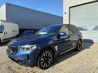 damaged passenger cars BMW iX3 BMW IX3 2021 2021/9