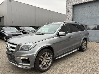 Vaurioauto  passenger cars Mercedes Gl-klasse MERCEDES GL350d AMG 2015 7 ZIT 2015/12