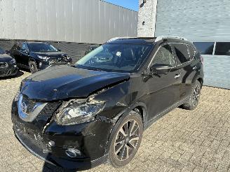 krockskadad bil auto Nissan X-Trail NISSAN X-TRAIL 1.6D 2016 7 ZIT 2016/1