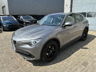 Vaurioauto  passenger cars Alfa Romeo Stelvio ALFA ROMEO STELVIO 2.2D 2018 2020/5
