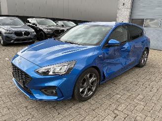 damaged passenger cars Ford Focus FORD FOCUS 2.0D ST AUTOMAAT 2021 2021/1