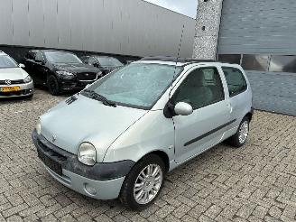 Auto incidentate Renault Twingo RENAULT TWINGO 1.1 2006 2006/12