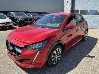 Damaged car Peugeot 208 PEUGEOT e208 2020 2020/10