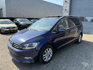 škoda osobní automobily Volkswagen Touran VW TOURAN 1.6D DSG 2017 7 ZIT 2017/2