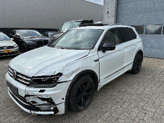 Unfallwagen Volkswagen Tiguan VW TIGUAN 2.0D DSG R LINE 2017 2017/3