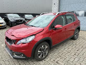 krockskadad bil auto Peugeot 2008 PEUGEOT 2008 1.5D AUTOMAAT 2019 2019/9