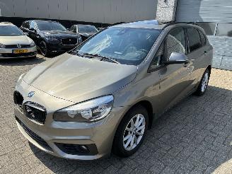 Voiture accidenté BMW 2-serie BMW 216d 2015 2015/6