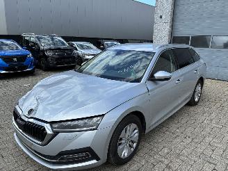 Unfallwagen Skoda Octavia SKODA OCTAVIA 2.0D 2023 2023/9