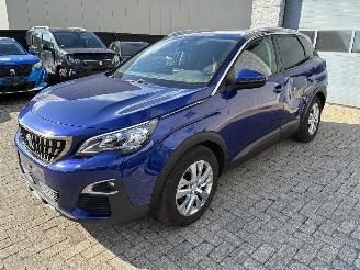 krockskadad bil auto Peugeot 3008 PEUGEOT 3008 1.6D 2018 2018/3