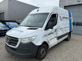 krockskadad bil bedrijf Mercedes Sprinter MERCEDES SPRINTER 317D 2024 2024/3