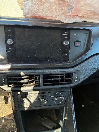 Volkswagen Polo VW POLO 1.0I 2019 picture 22