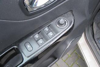 Renault Captur 1.2 TCe Dynamique Automaat picture 13