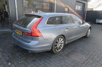 Volvo V-90 2.0 D4 Inscription Automaat picture 4