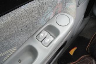 Renault Twingo 1.2 Authentique picture 9