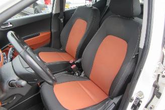 Hyundai I-10 Motion Comfort Automaat picture 9