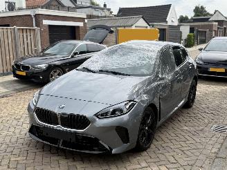 Unfallwagen BMW 1-serie 120i M AUTOMAAT 2024/1