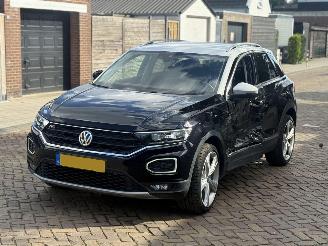 Vaurioauto  passenger cars Volkswagen T-Roc 1.0 TSI R LINE NAP! 2018/1