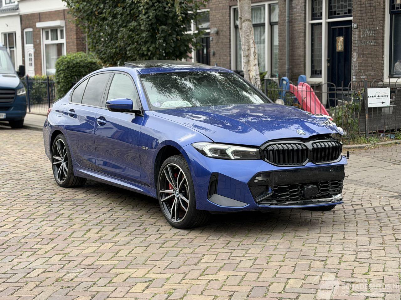 BMW 3-serie 330e M PAKKET X-Drive