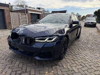 krockskadad bil auto BMW 5-serie 530e LIMO M PAKKET 215kw 2022/1