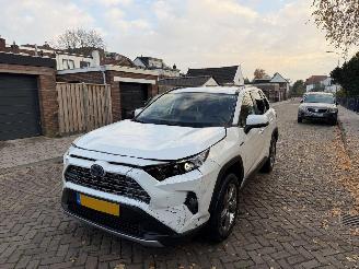 Unfallwagen Toyota Rav-4 2.5 Hybrid AWD Executive NAP 2020/1