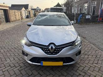 Renault Clio 1.0 TCe  Initiale Paris AUTOMAAT picture 5