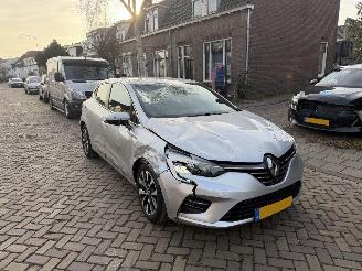 Renault Clio 1.0 TCe  Initiale Paris AUTOMAAT picture 6