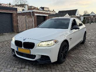 skadebil auto BMW 5-serie M550xd 381 PK 2015/1