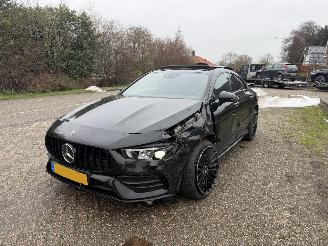 Schadeauto Mercedes Cla-klasse 250e AMG PANO 2020/1
