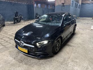 Coche accidentado Mercedes A-klasse A200 AMG PAKKET PANO SFEER 2018/1