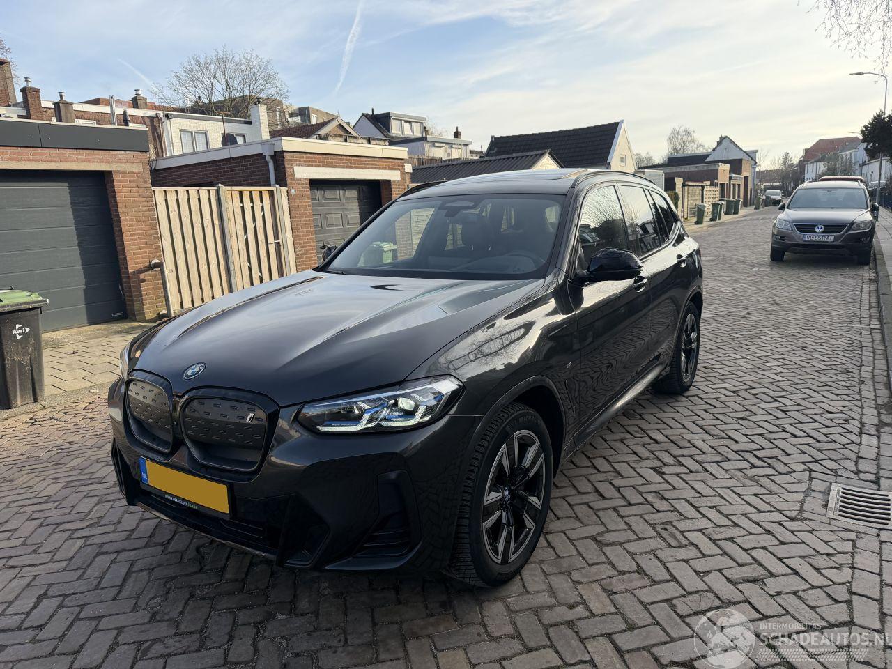 BMW iX3 M PAKKET NAP! 80kwh