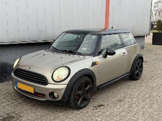 Mini Mini COOPER 1.6 120 PK picture 2