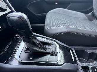 Volkswagen T-Roc 1.5 TSI R LINE AUTOMAAT picture 11