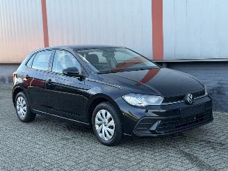 Damaged car Volkswagen Polo 1.0 TSI Life business AUTOMAAT 2022/1