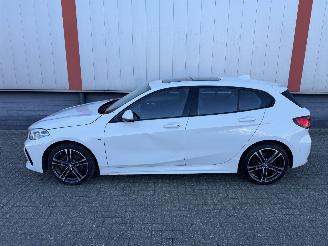 BMW 1-serie 118i M PAKKET AUTOMAAT SCHUIFDAK picture 25