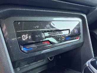 Volkswagen Tiguan 1.5 TSI Life Business AUTOMAAT picture 22