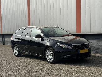 Peugeot 308 1.6 BlueHDI AUTOMAAT picture 2