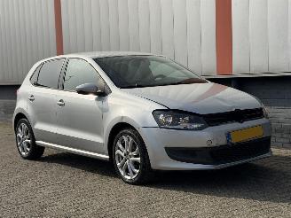 krockskadad bil auto Volkswagen Polo 1.2 TSI BlueMotion Edition 2014/1