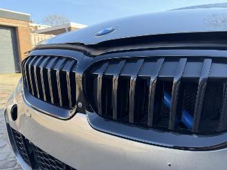BMW 3-serie 330e M Pakket Harmon M PAKKET picture 4