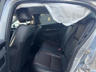 Mazda 3 2.0 e-SkyActiv-G M Hybrid 150 Sportive picture 17