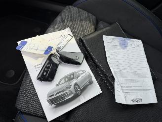 Volkswagen Passat Variant 1.5 eHybrid R-Line Edition picture 30