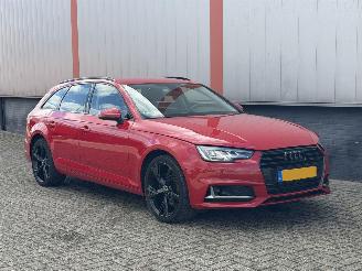 Damaged car Audi A4 Avant 2.0 150 PK AUTOMAAT 2019/1