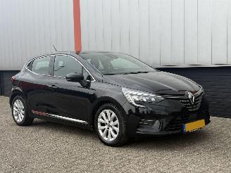 Auto incidentate Renault Clio E-TECH HYBRID 140 Intens AUTOMAAT 2021/1