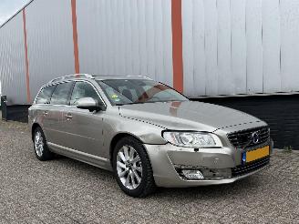 Coche accidentado Volvo V-70 2.0 D4 Nordic+ AUTOMAAT EURO 6 2015/1