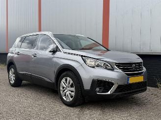 uszkodzony samochody osobowe Peugeot 5008 7 PERS!! 1.2 PureTech Blue Lease Executive AUTOMAAT 2019/1