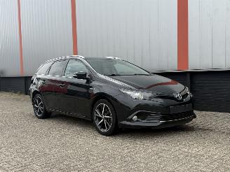 uszkodzony samochody osobowe Toyota Auris Touring Sports  2019/1