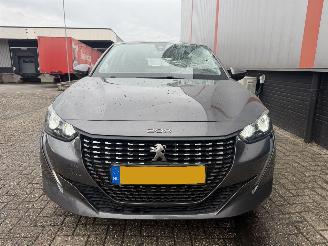 Peugeot 208 1.2. PureTech NAP picture 6