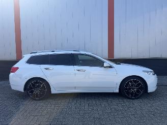Honda Accord TOURER 2.2 i-DTEC Executive picture 2